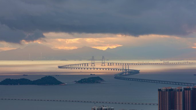 【正版素材】 港珠澳大桥 耶稣光 雨幕