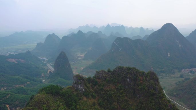 广西地区的大山航拍