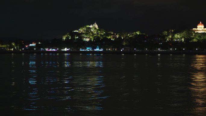 夜景  游船 灯光 景区 湖泊