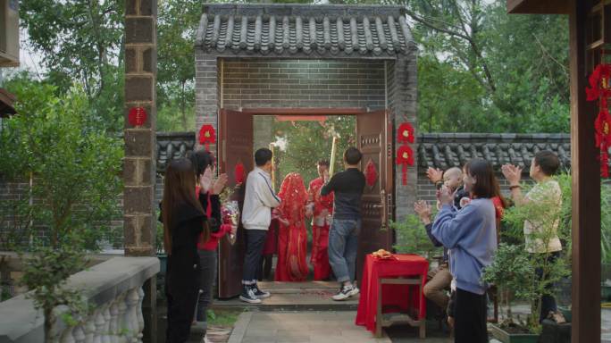 中式  中式婚礼 婚礼 礼炮 红盖头