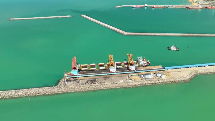 海南东方八所港电煤专用码头航拍4K