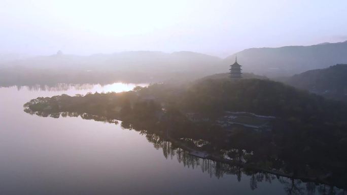 4K航拍杭州西湖雷峰塔早晨雾景视频合集