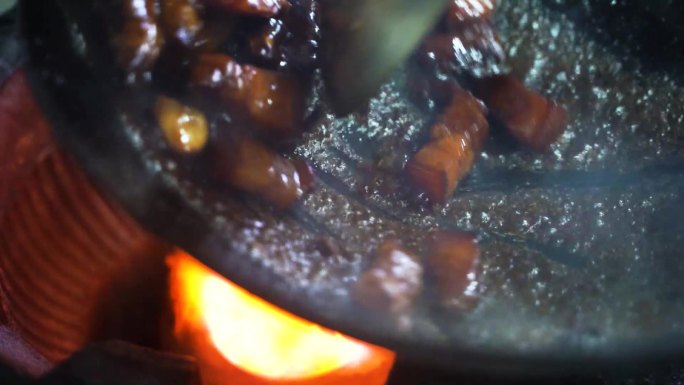 江西上饶地方美食红烧肉烹饪