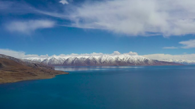 水天交接 当穹错 西藏神湖 仙境西藏盐湖