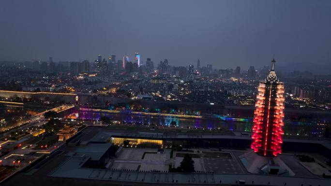 航拍夜幕下的南京大报恩寺景区