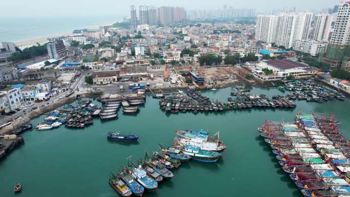 北海银滩侨港电建渔港渔船停泊出海航拍