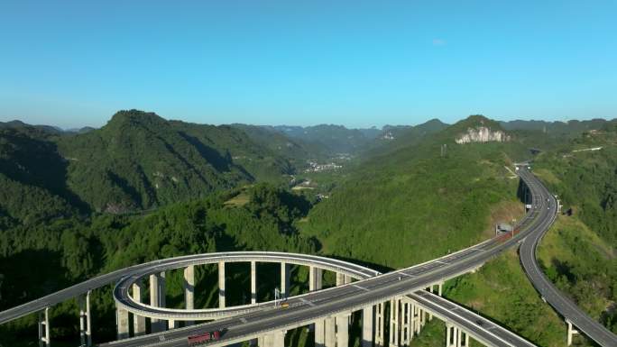 4K航拍湘西吉首高速 石家寨大桥