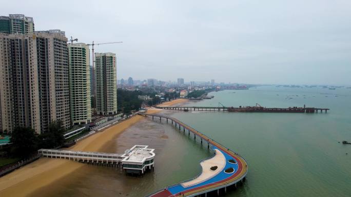 广西北海海滨观光栈道城市风光航拍