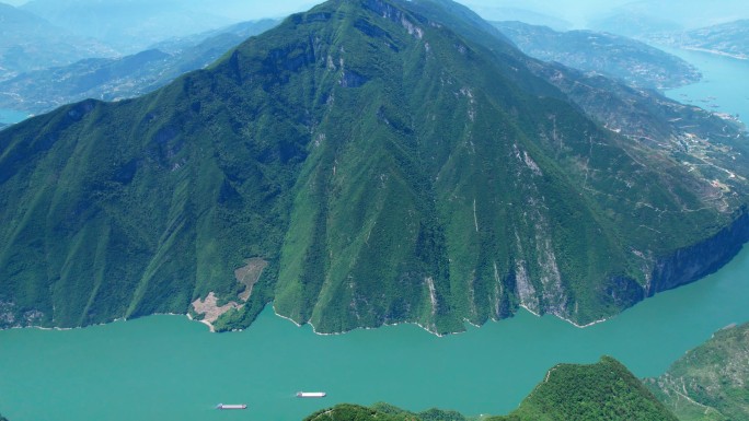 俯瞰三峡风光