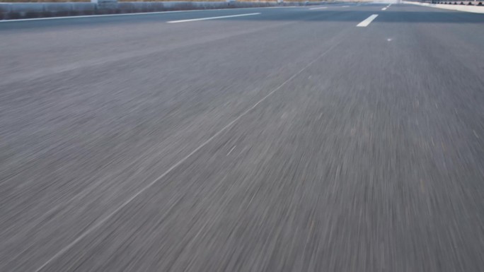 速度感-公路地面标线