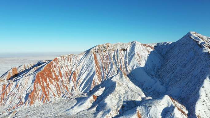 祁连山红山群山雪景航拍