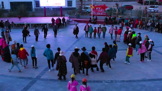 西藏高原 高原人文 高原人文特色 舞蹈