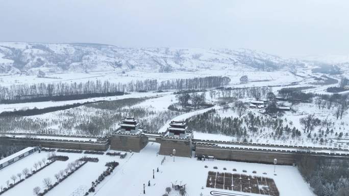 航拍山西朔州右玉杀虎口长城雪景