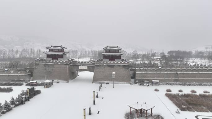 航拍山西朔州右玉杀虎口长城雪景