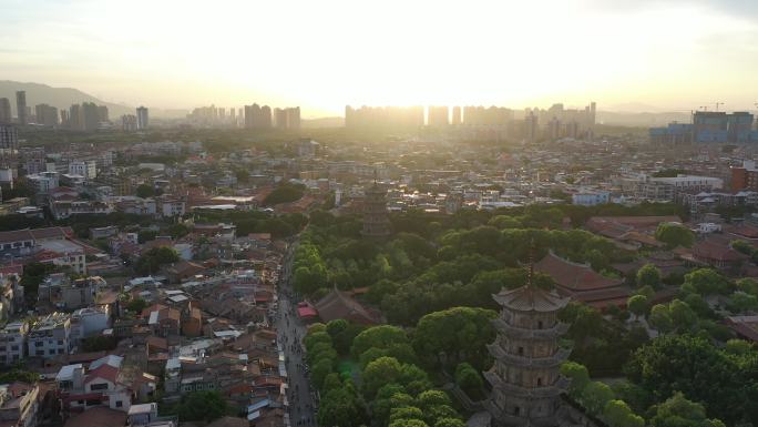 泉州西街开元寺晚霞航拍视频