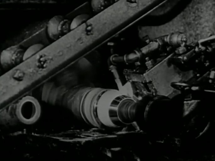 40年代军工生产 炮弹生产线