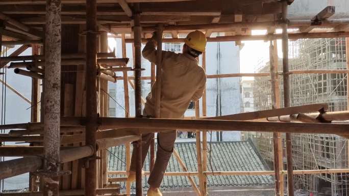建筑模板 工地模板 工人 起吊机楼盘基建
