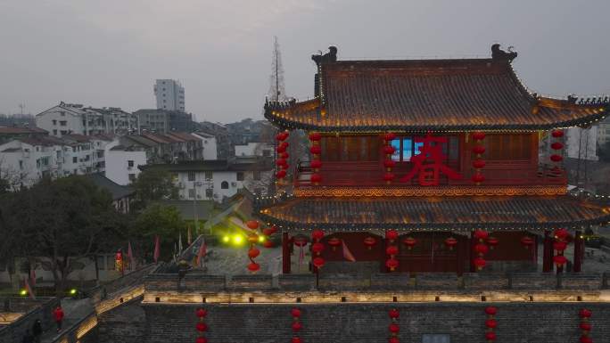 4k航拍荆州古城东门新春夜景