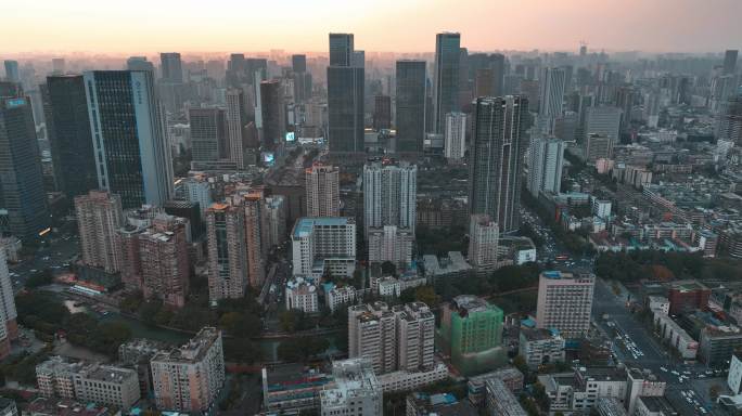 航拍城市景观成都东大街太古里夏日夕阳美景