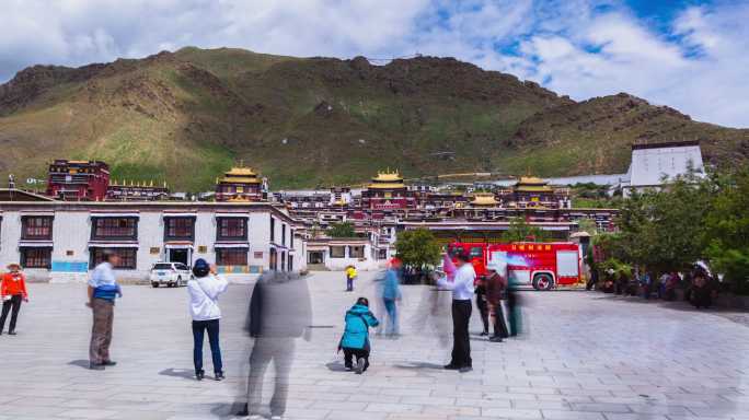 西藏日喀则扎什伦布寺大范围全景延时