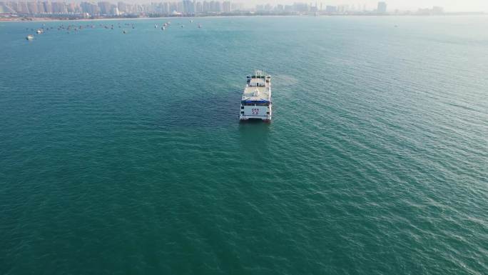 游轮客船大海航行海洋风光日出朝阳航拍