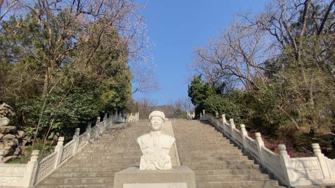 雷锋同志雕像