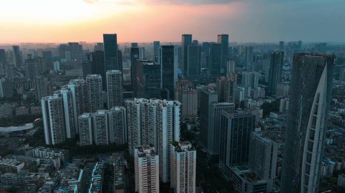 航拍城市景观成都东大街太古里夏日夕阳美景