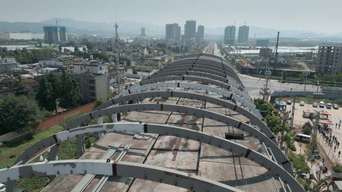 在建的城市轨道交通地铁 高铁高架桥