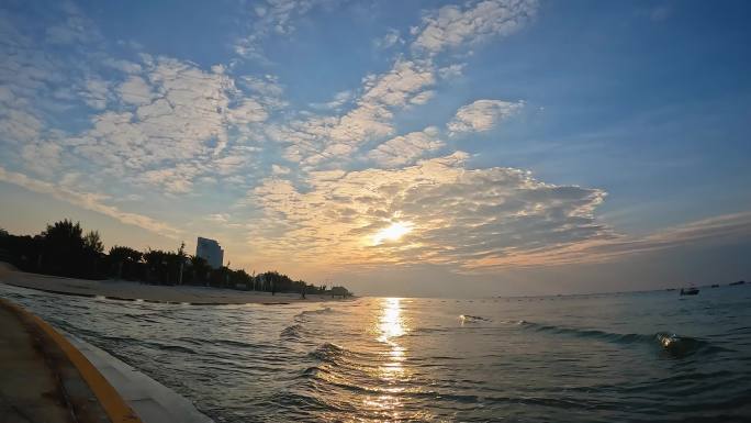 北海银滩海上日出朝阳潮雕广场海景延时摄影