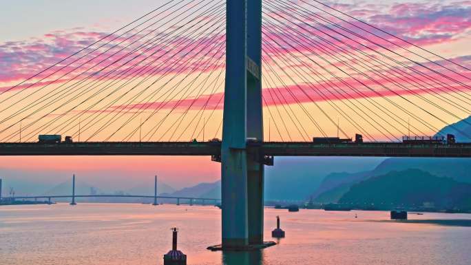温州乐清温州大桥航拍4K夕阳晚霞轮船瓯江