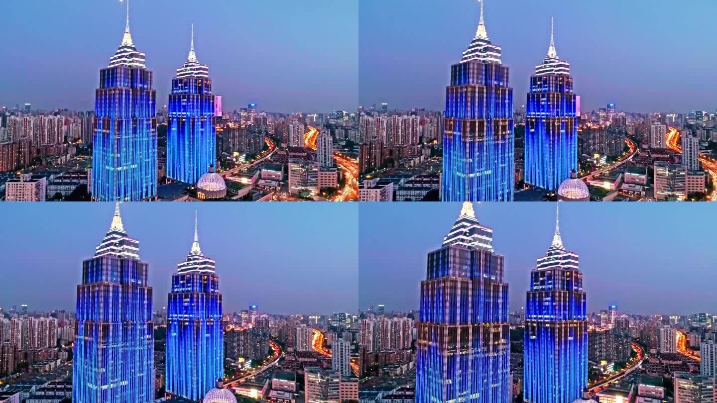 上海月星环球港黄昏夜景航拍4K