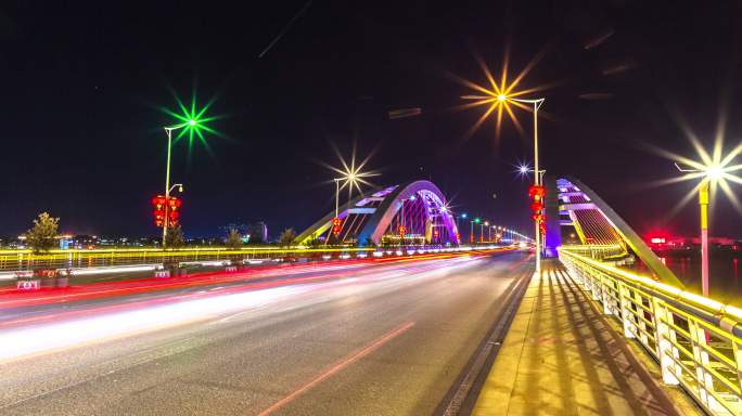 西藏拉萨柳梧大桥夜景车流全景延时