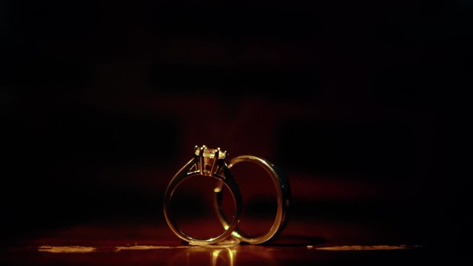戒指、婚姻、爱情、幸福、美满、甜蜜
