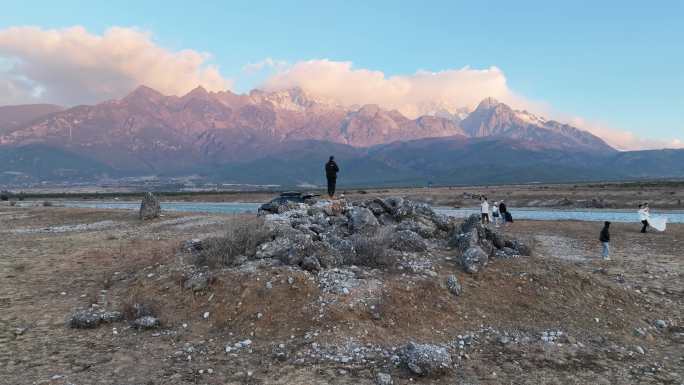 玉龙雪山航拍