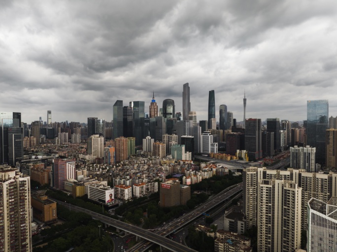 【4K超清】珠江新城暴风雨来临航拍