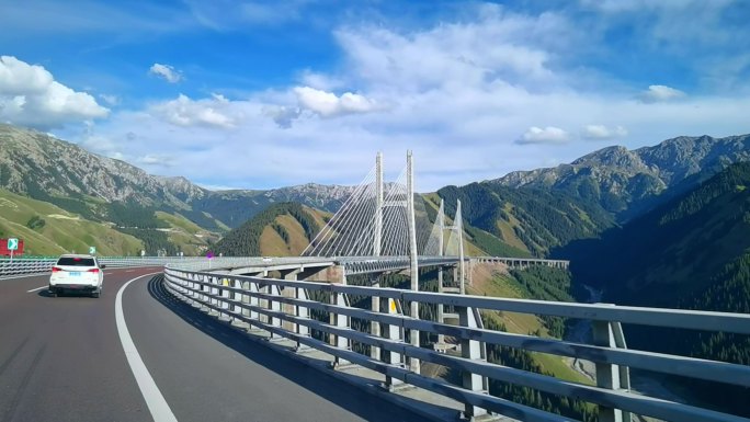 高清4k新疆风光  路上拍摄
