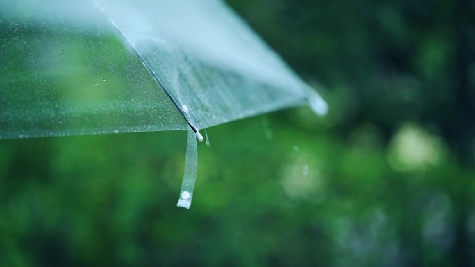 唯美意境伤感下雨空镜头