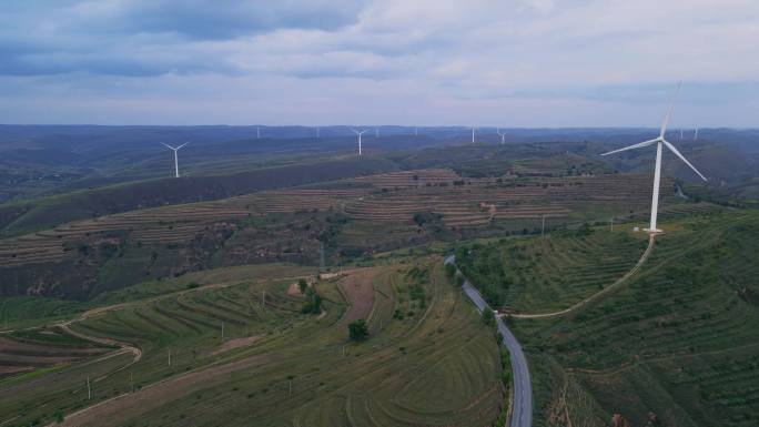 黄土高原新能源风力发电4K航拍