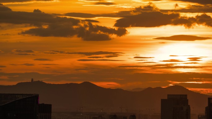 杭州半山国家森林公园夕阳落下晚霞云朵变幻