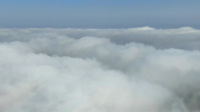 云层流动4K航拍视频素材