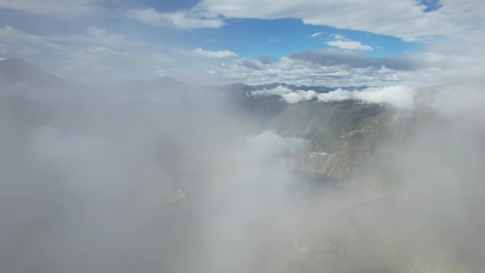 高原峡谷