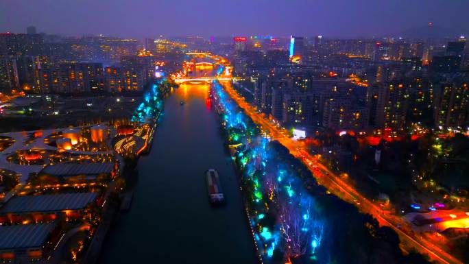 货运繁忙的京杭大运河