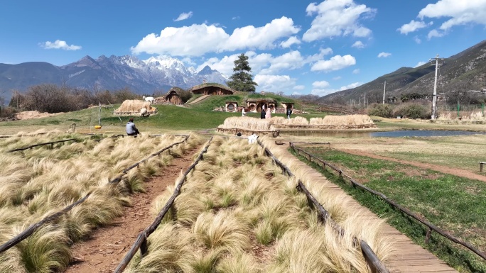 丽江听花谷 百花园 玉龙雪山