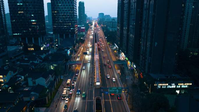 成都航拍大范围延时城市交通东二环夜景