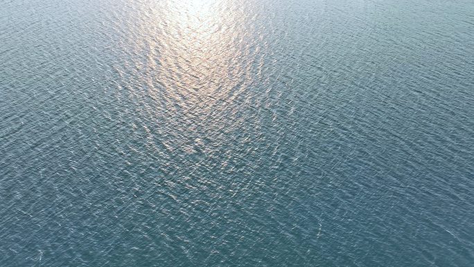 唯美海面阳光水面意境素材飞越水面湖面飞行