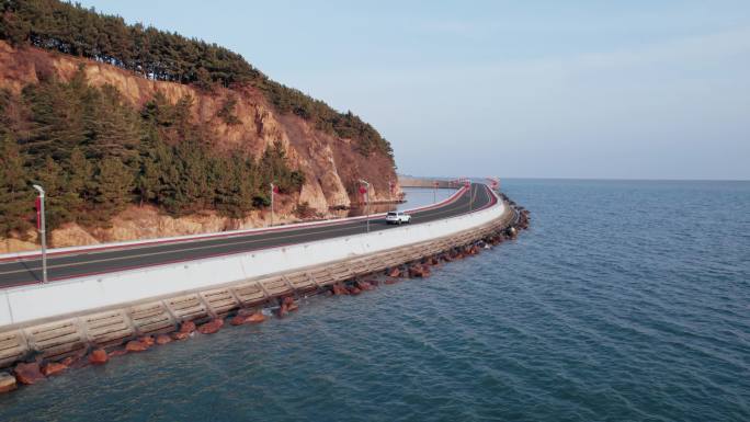 4k最美海岸线威海国际浴场环岛跟车航拍