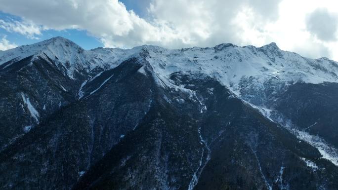 白马雪山沿途航拍