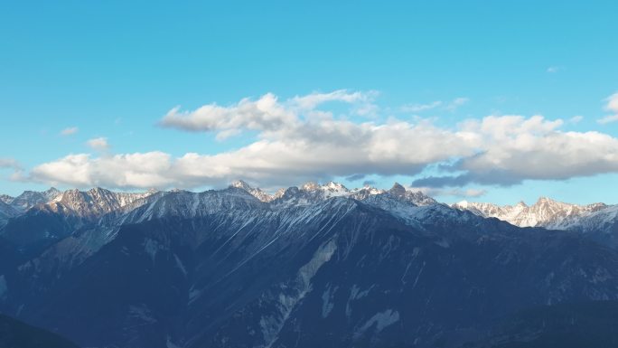 梅里雪山航拍