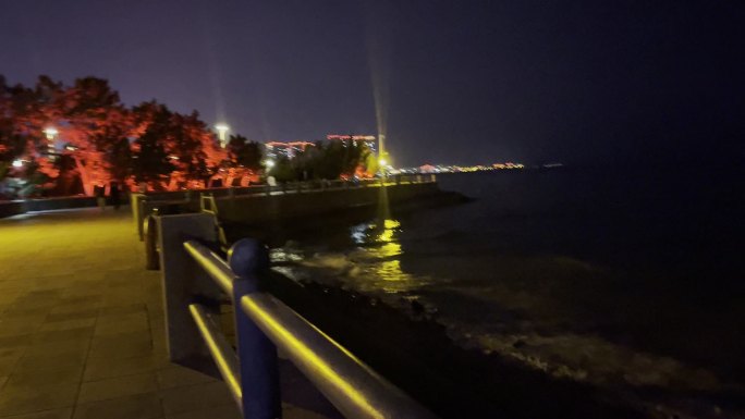 海边夜色