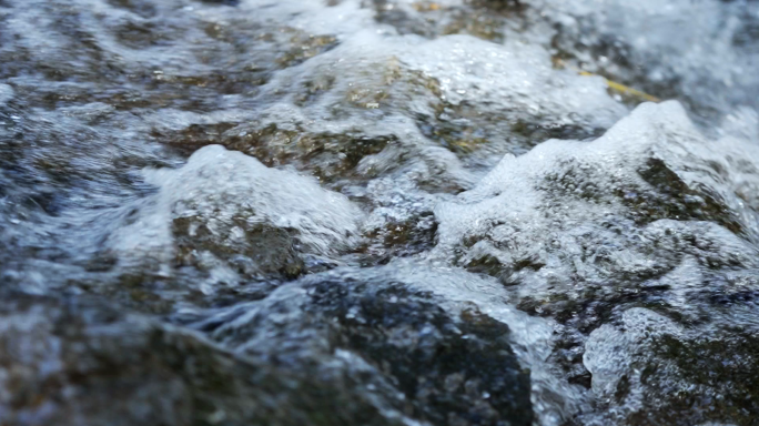 山间溪水流水河流水花涟漪唯美大自然水资源